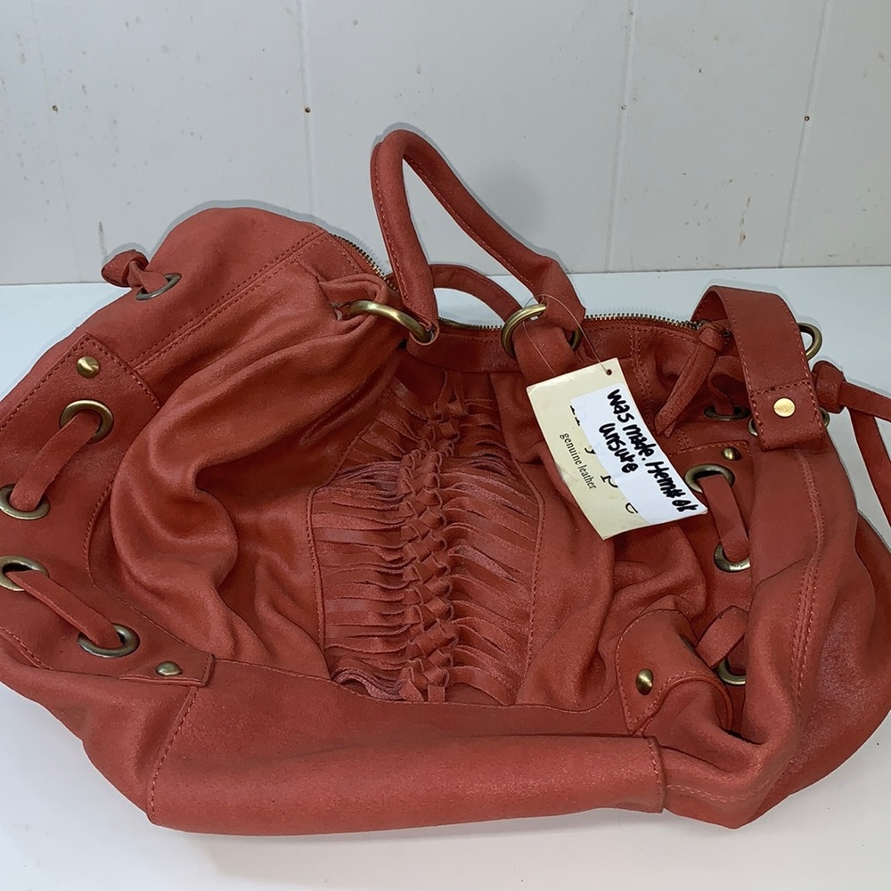HYPE Gen Leather Large Bag.Zip Top.Shoulder Strap. New NWT